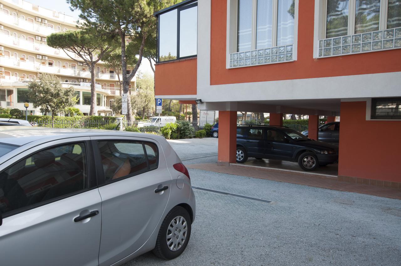קרביה Hotel Edelweiss מראה חיצוני תמונה