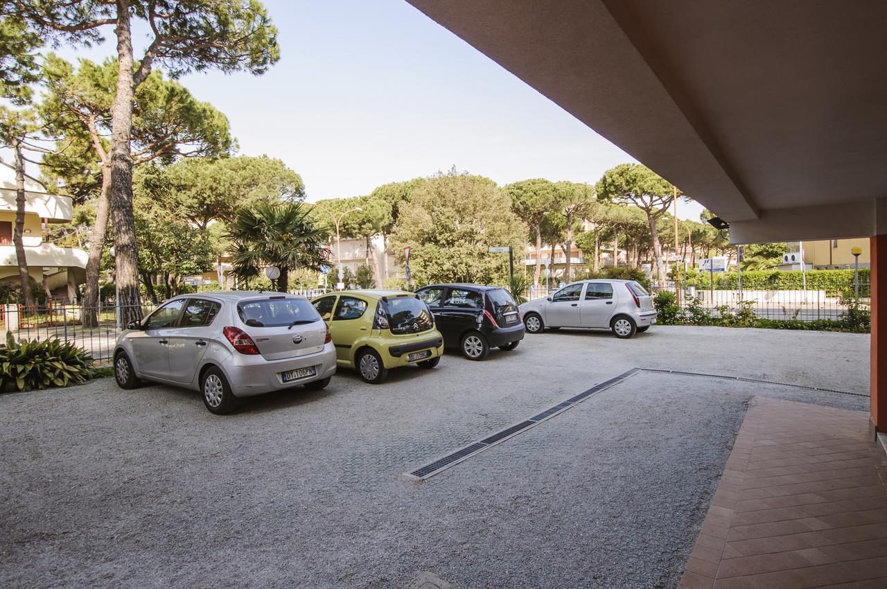 קרביה Hotel Edelweiss מראה חיצוני תמונה